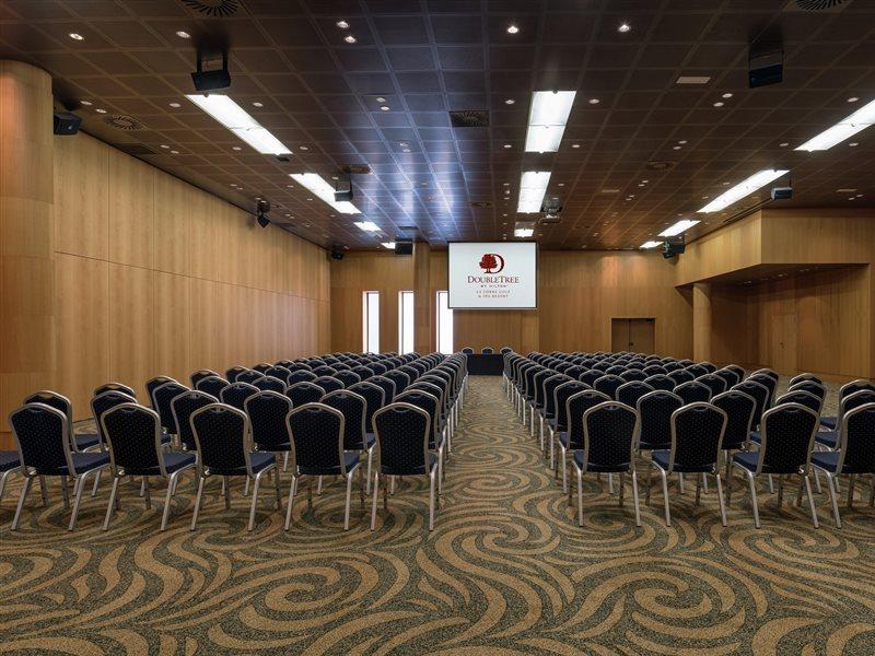 Doubletree By Hilton La Torre Golf Resort Roldán Екстериор снимка The ballroom