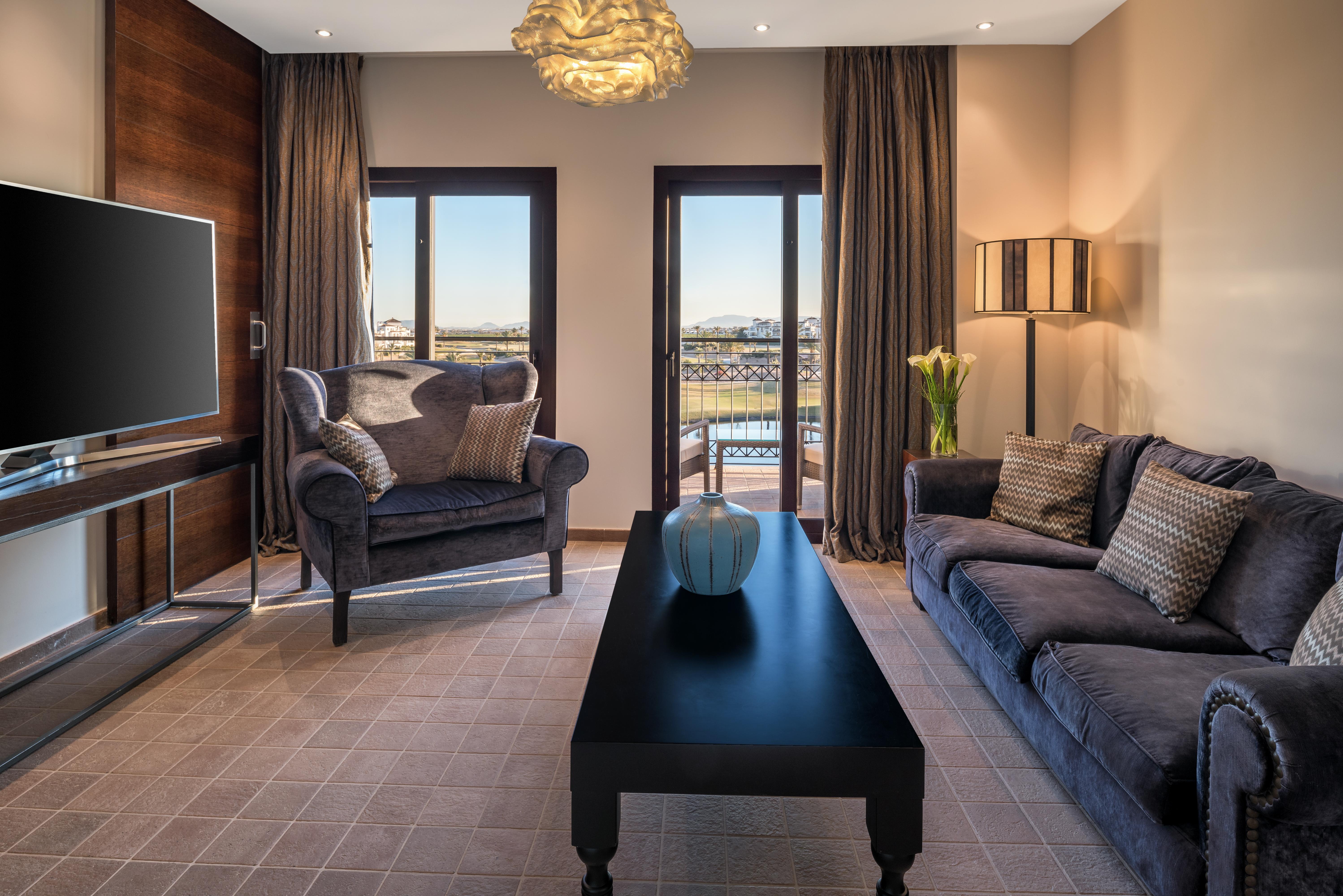 Doubletree By Hilton La Torre Golf Resort Roldán Екстериор снимка Living room