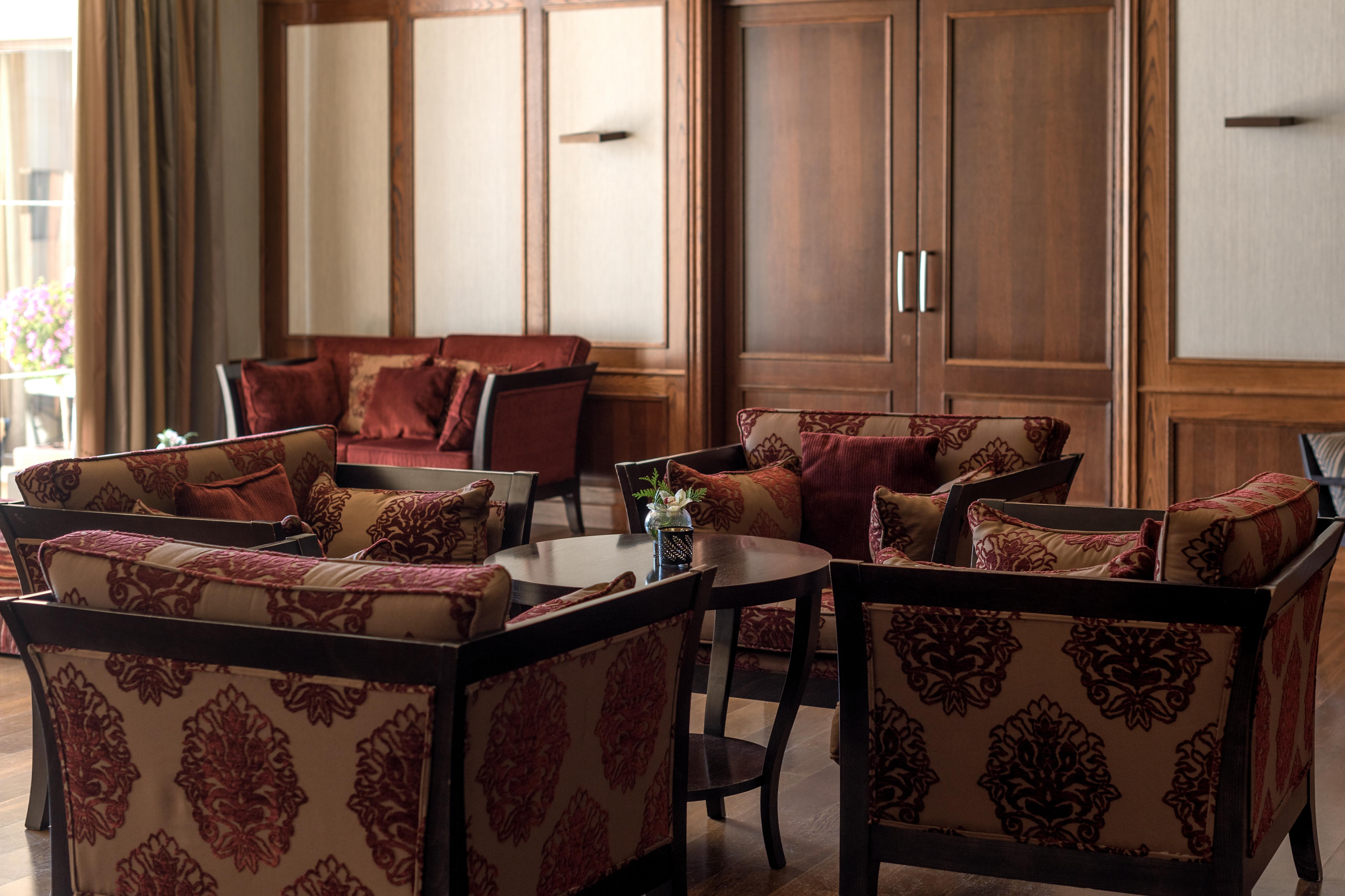Doubletree By Hilton La Torre Golf Resort Roldán Екстериор снимка The Library