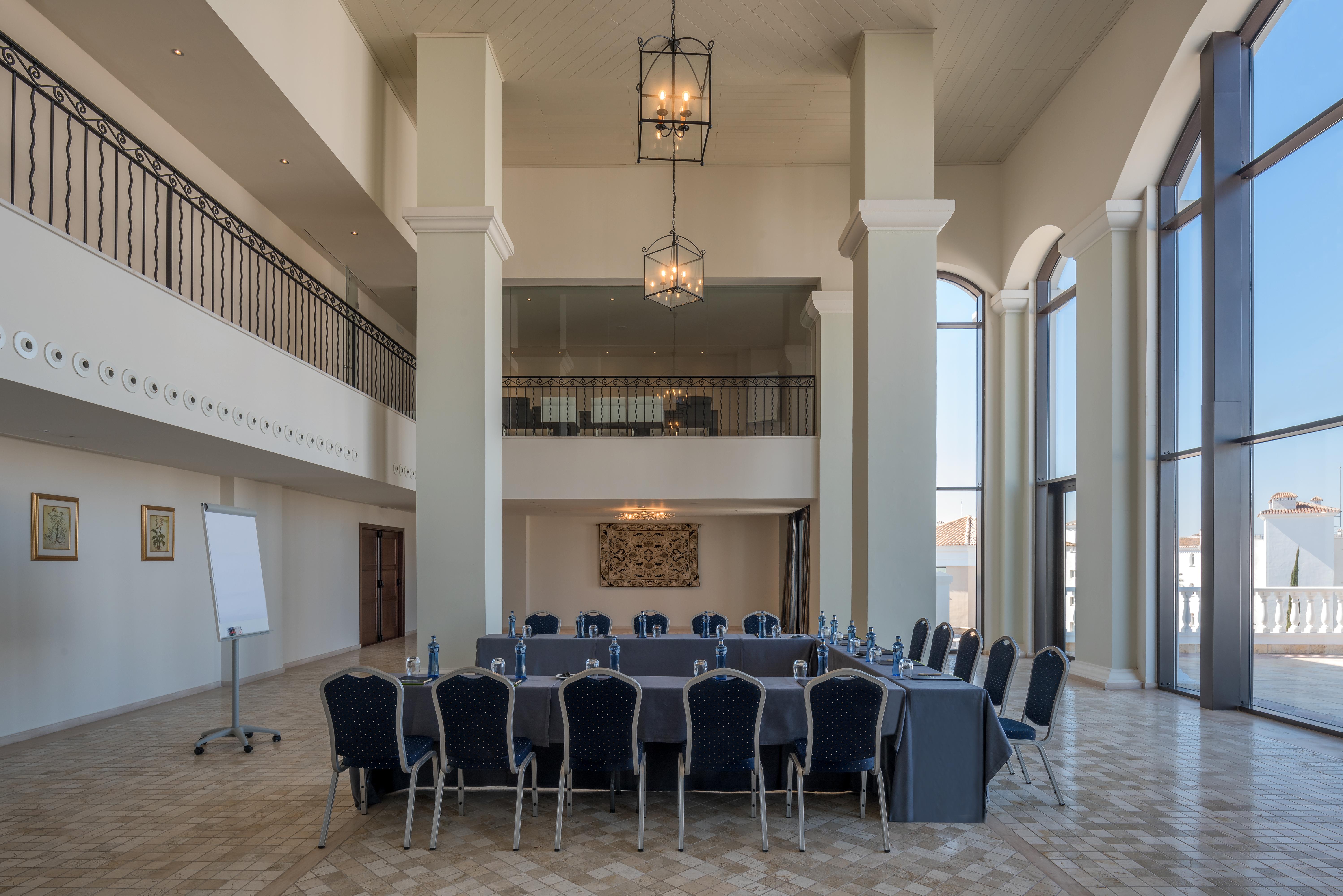 Doubletree By Hilton La Torre Golf Resort Roldán Екстериор снимка The interior of the conference hall