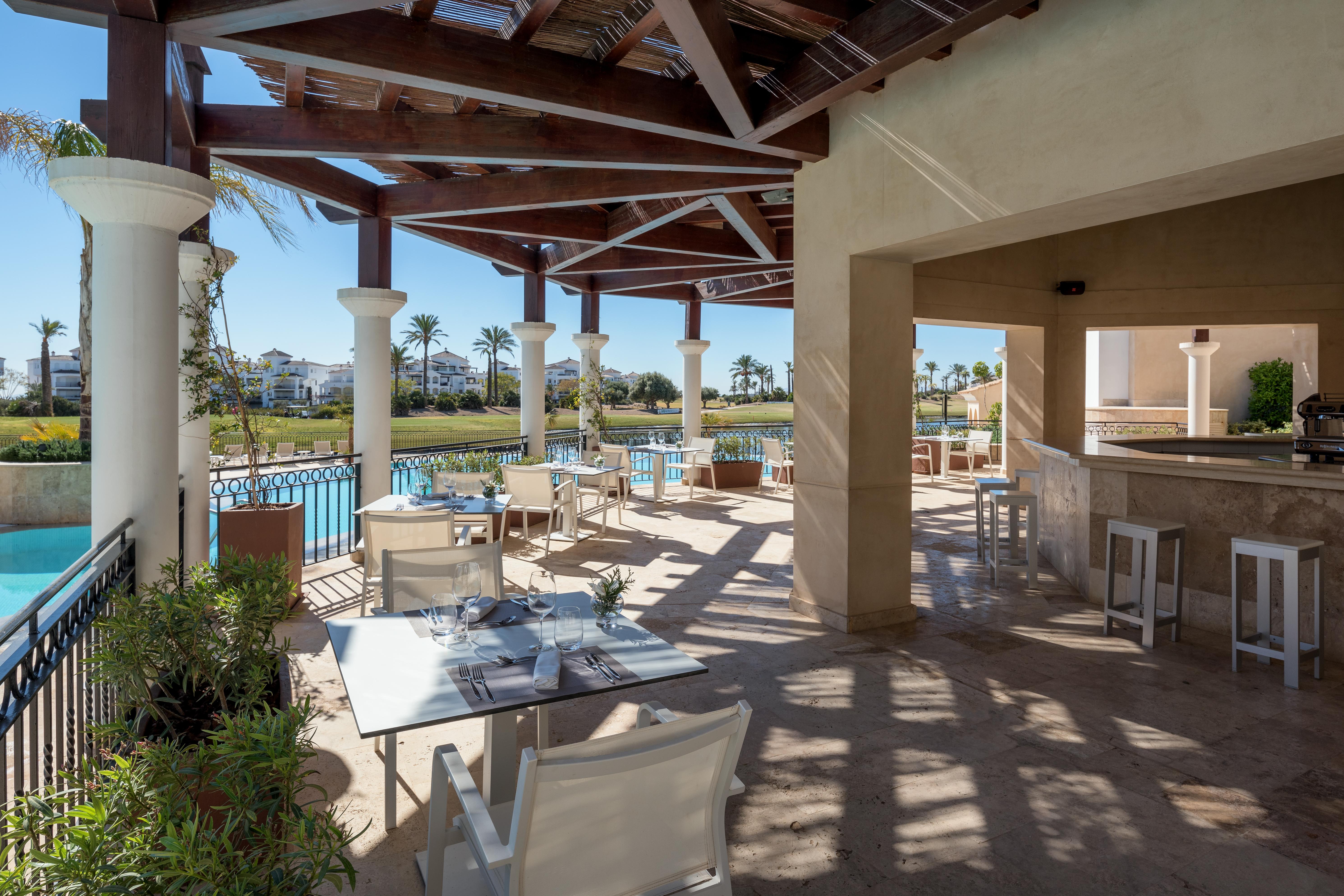Doubletree By Hilton La Torre Golf Resort Roldán Екстериор снимка The Clubhouse at The Lakes