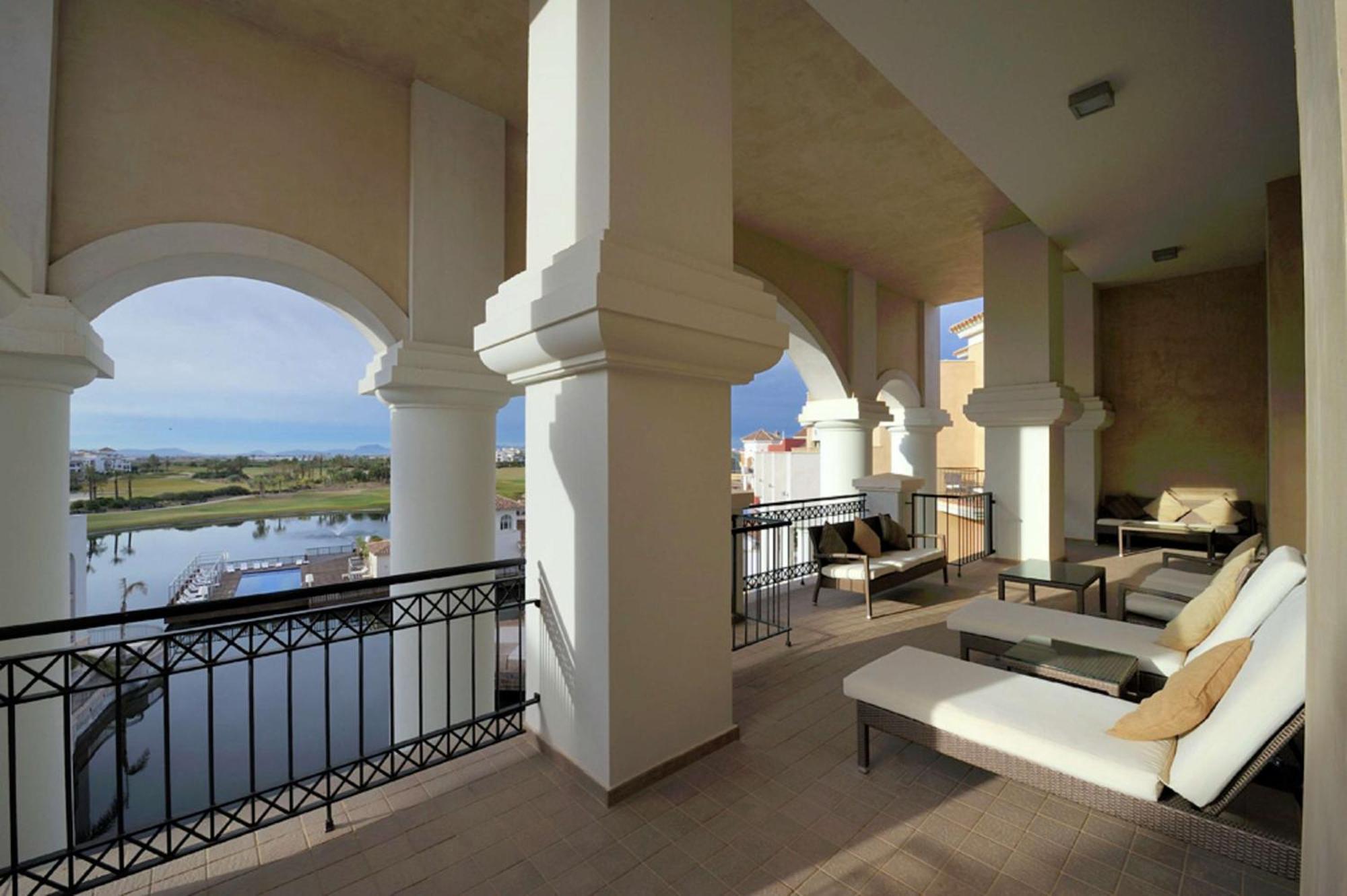 Doubletree By Hilton La Torre Golf Resort Roldán Екстериор снимка The Royal Mirage