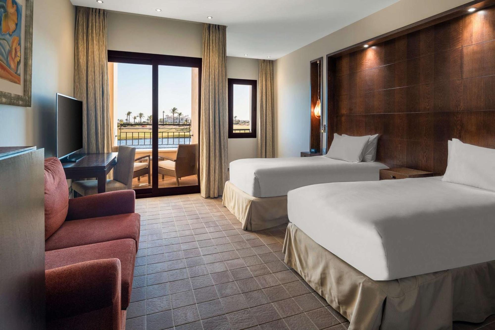 Doubletree By Hilton La Torre Golf Resort Roldán Екстериор снимка