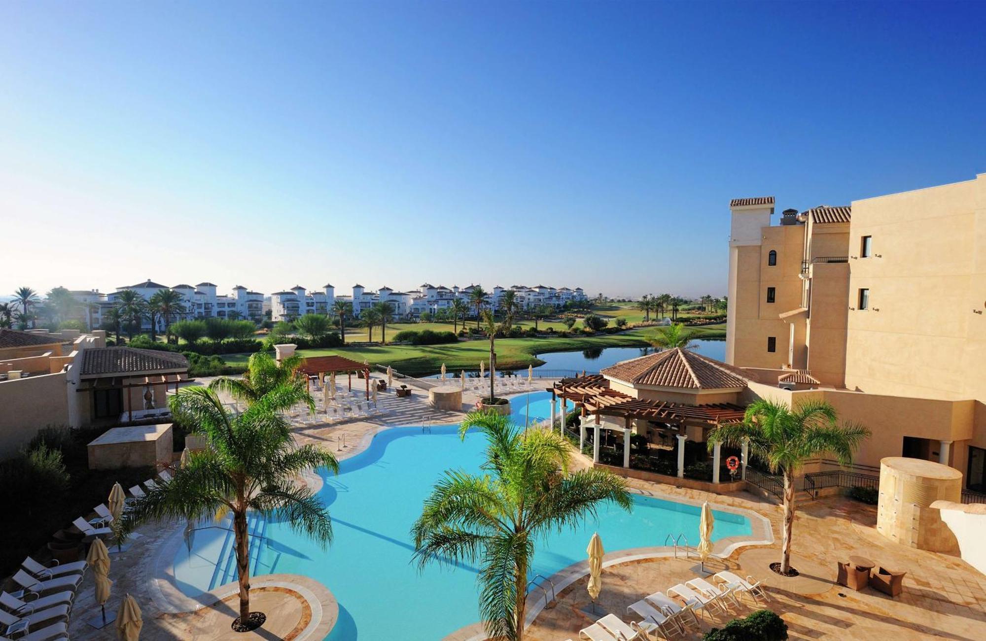 Doubletree By Hilton La Torre Golf Resort Roldán Екстериор снимка View of the pool at the clubhouse